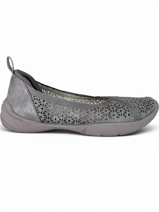 JBU Shoes - JBU BY JAMBU Gray Emma Perforated Comfort Slip-On Ballet Flats size 8M